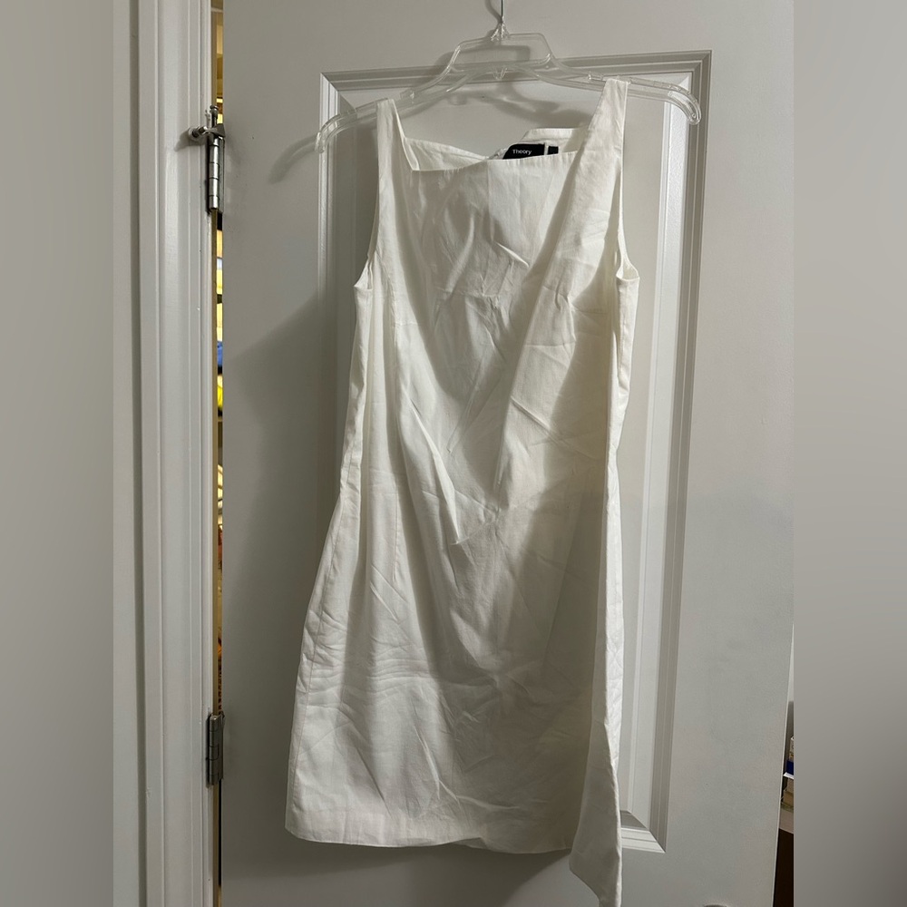 Theory Ivory Sleeveless Top